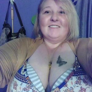 Meet your Posher, Cassandra